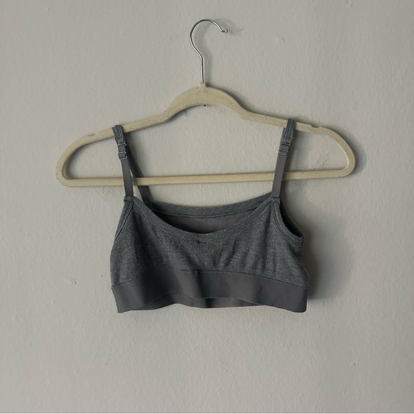 Skims Soft Lounge Ribbed Bralette in Grey Size XL - Picture 4 of 4